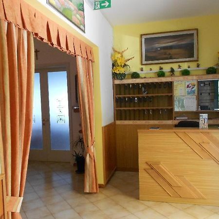 Hotel Vevey Ρίμινι Εξωτερικό φωτογραφία