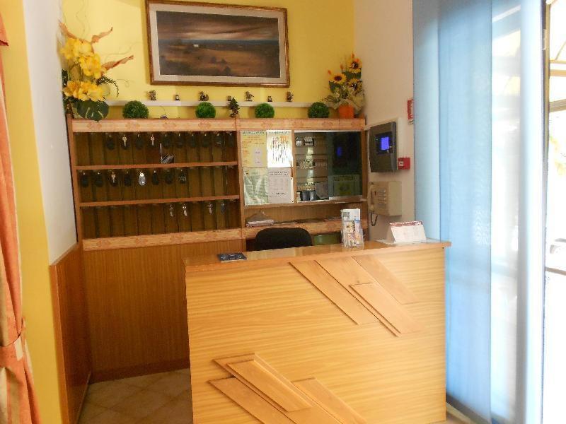 Hotel Vevey Ρίμινι Εξωτερικό φωτογραφία